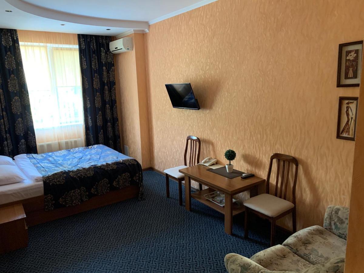 Hotel Dobrodiy Vínnytsia Exterior foto