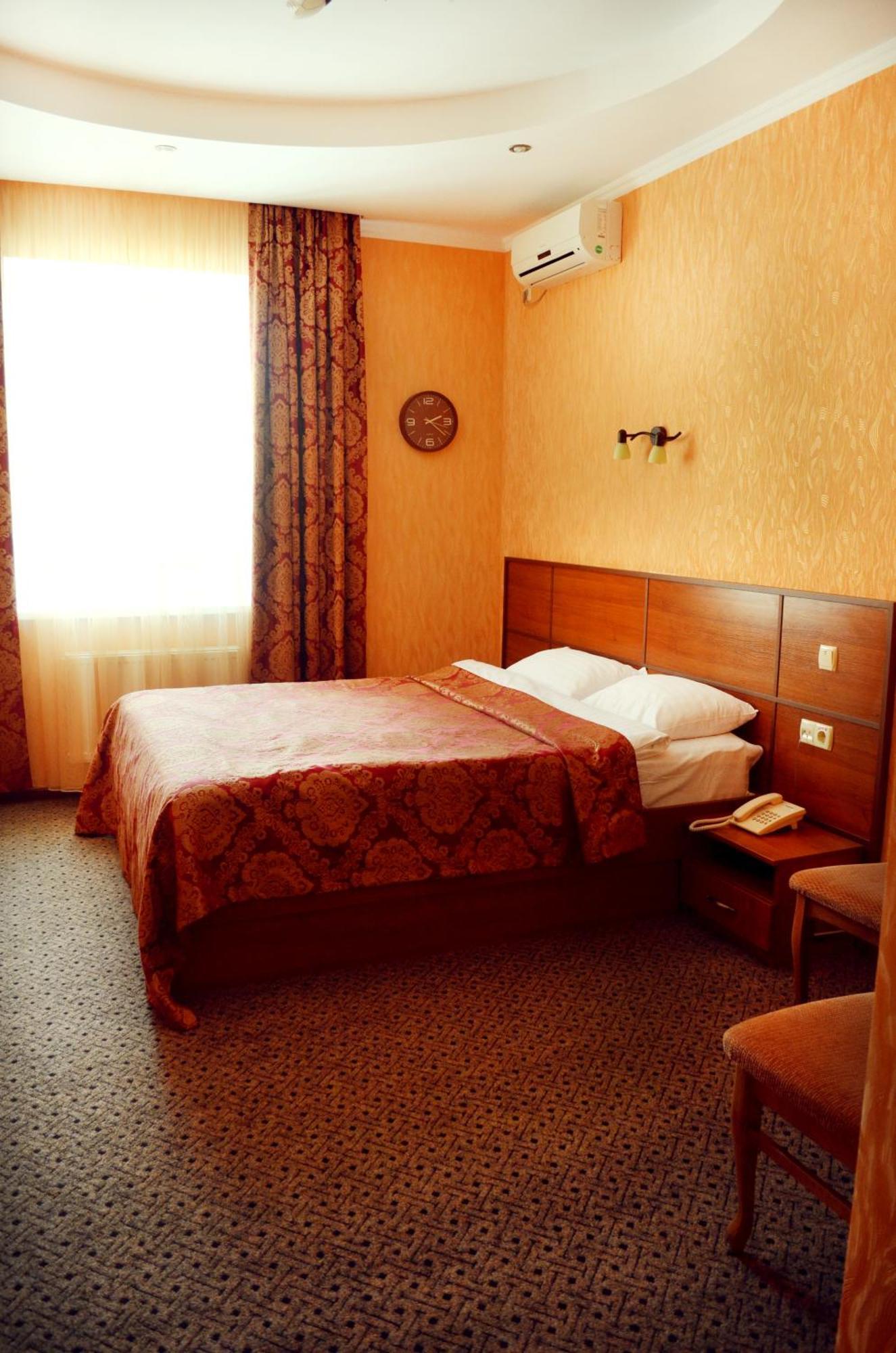 Hotel Dobrodiy Vínnytsia Exterior foto