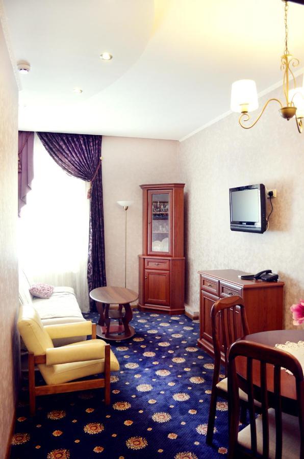 Hotel Dobrodiy Vínnytsia Exterior foto